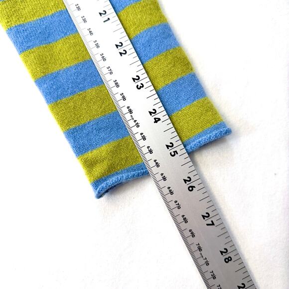 VINCE 100% Cashmere Sweater Womens Large Blue Green Striped V-Neck Luxury Knit - Picture 7 of 11